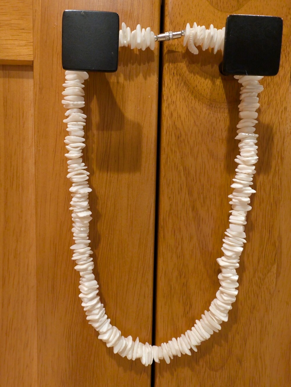 Vintage White Puka Shell Necklace - Natural Beachy Style